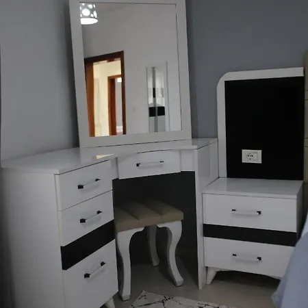 Dori Ani דירה טיראנה
